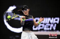 WTA：郑赛赛2:0兹沃娜列娃 晋级卡塔尔公开赛16强